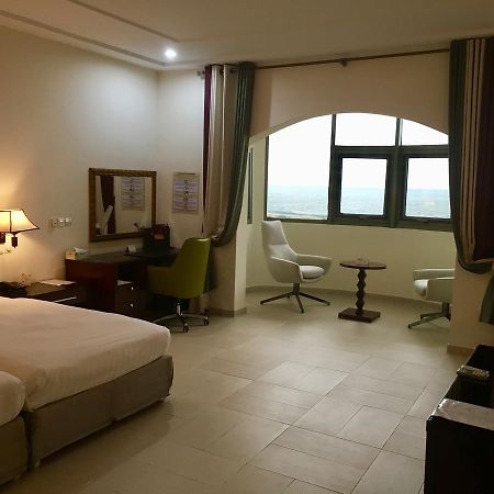Hotel Sancta Maria Lome Exterior photo