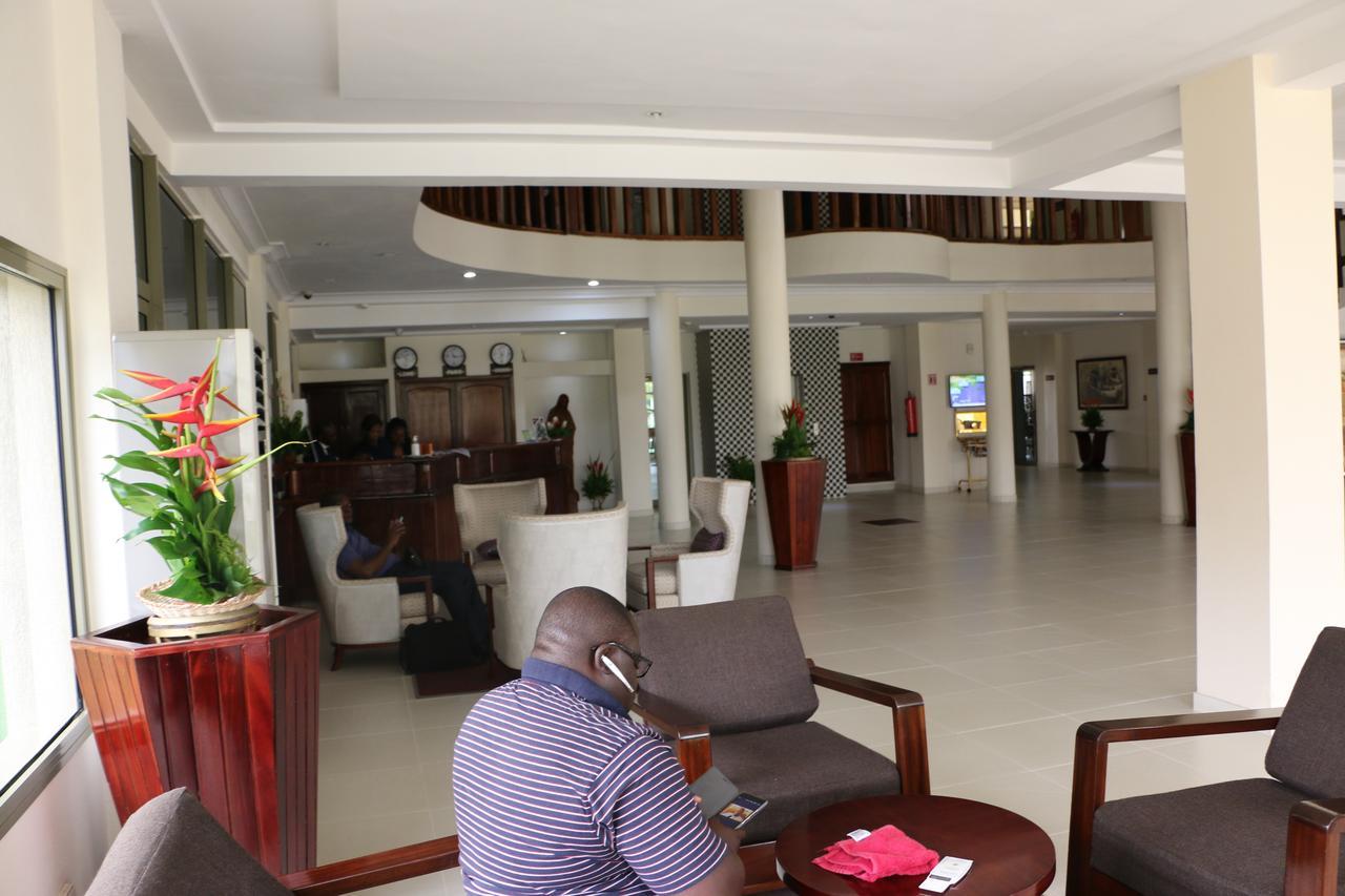 Hotel Sancta Maria Lome Exterior photo